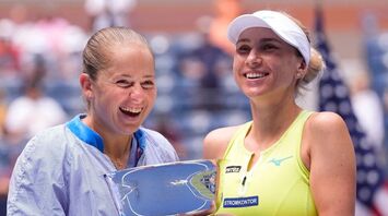 Lyudmyla Kichenok (right) and Jelena Ostapenko