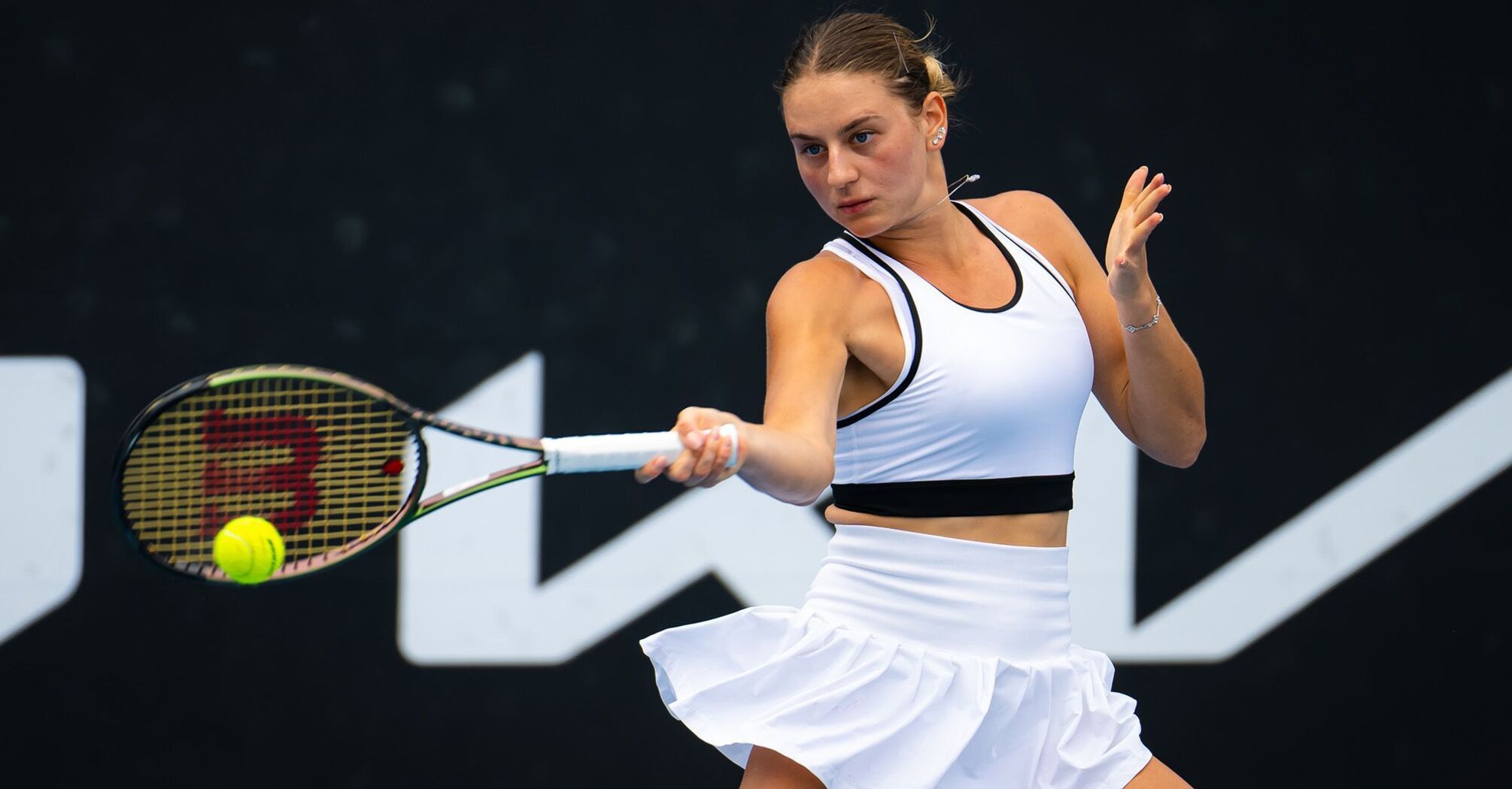 Ukrainian Marta Kostyuk Beats Briton Heather Watson at Korea Open