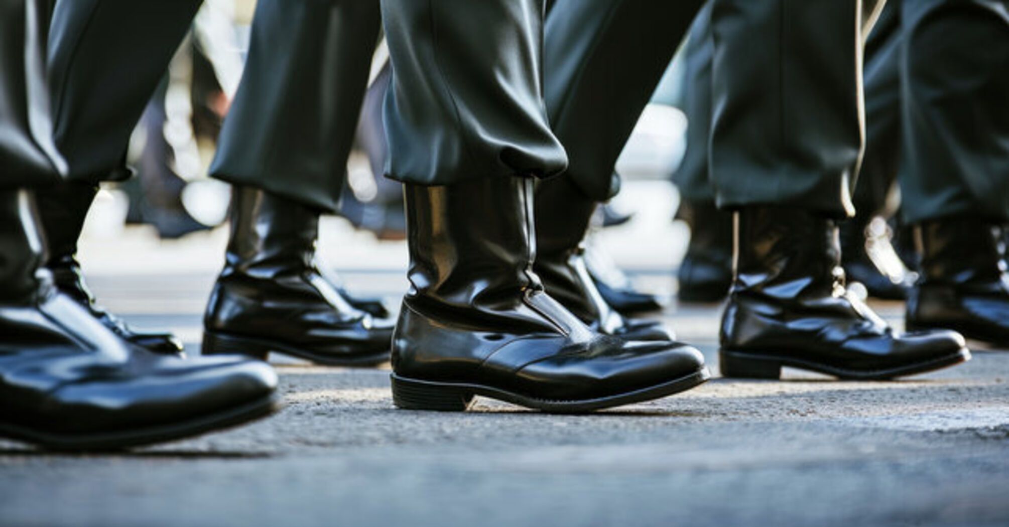 Exploring Synchronous Movements and Their Impact on Social Bonds