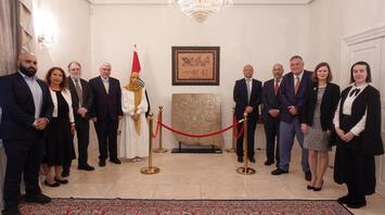 Stolen ancient carving returned to Iraq