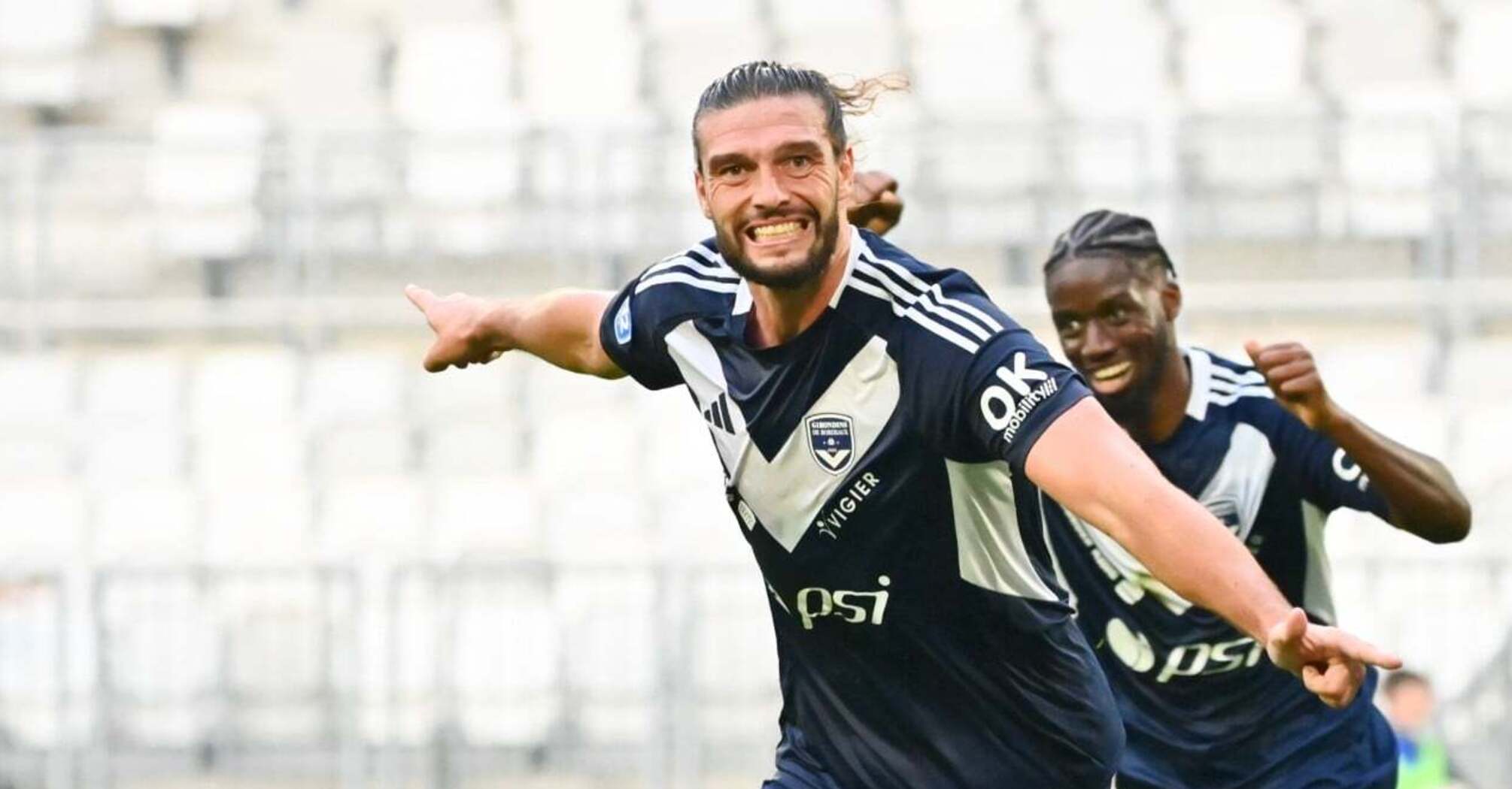 Carroll Scores Debut Double for Bordeaux