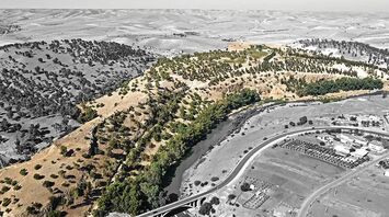 The Oued Beht ridge and river, from the south-east.