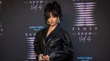 Rihanna Celebrates the New Year Sober: 'New Year, New Me'