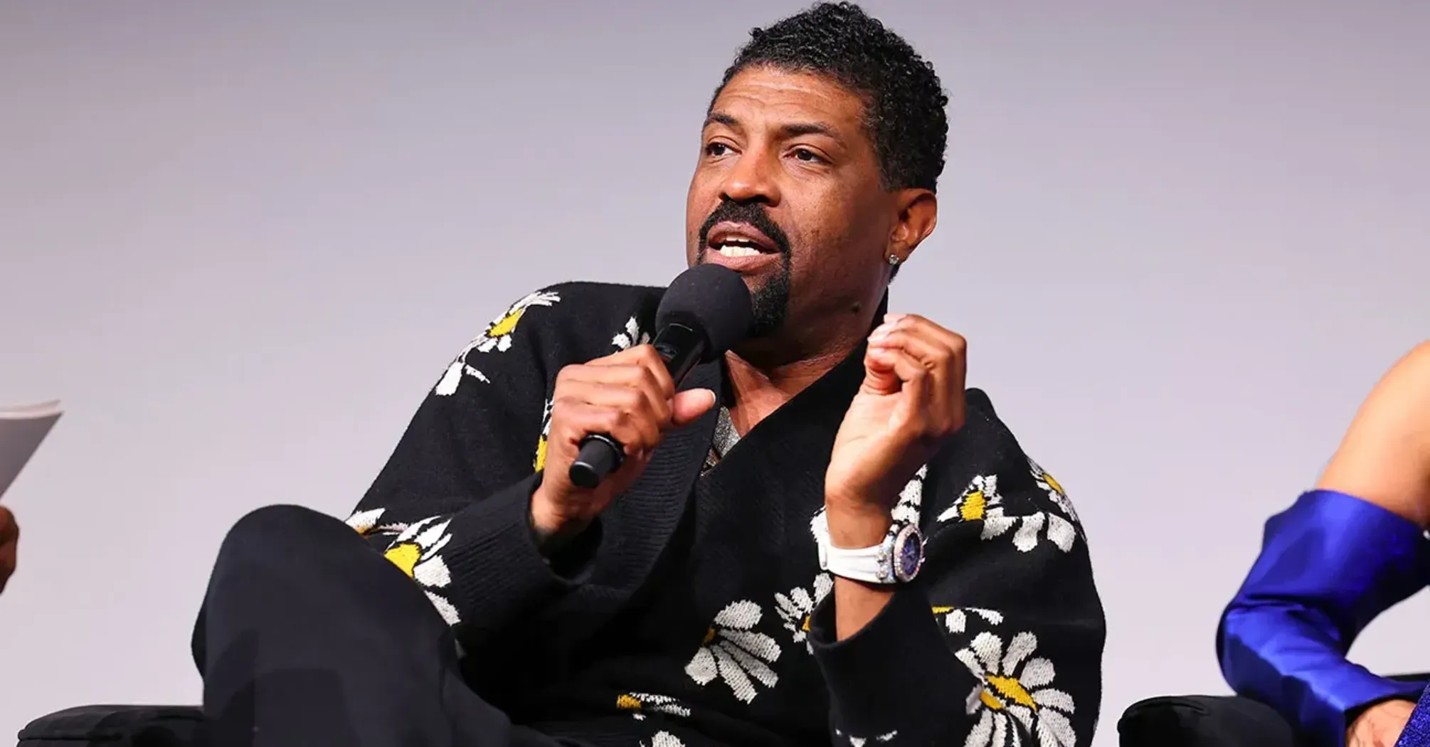 Comedian Deon Cole Forced to Flee LA Home Due to Wildfires Right After Hospitalization on 53rd Birthday