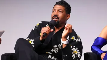 Comedian Deon Cole Forced to Flee LA Home Due to Wildfires Right After Hospitalization on 53rd Birthday