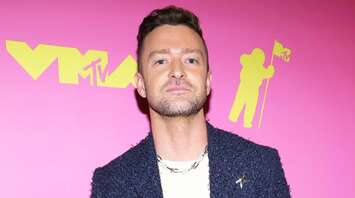 Justin Timberlake Pauses Concert to Express Support for LA Wildfires Victims