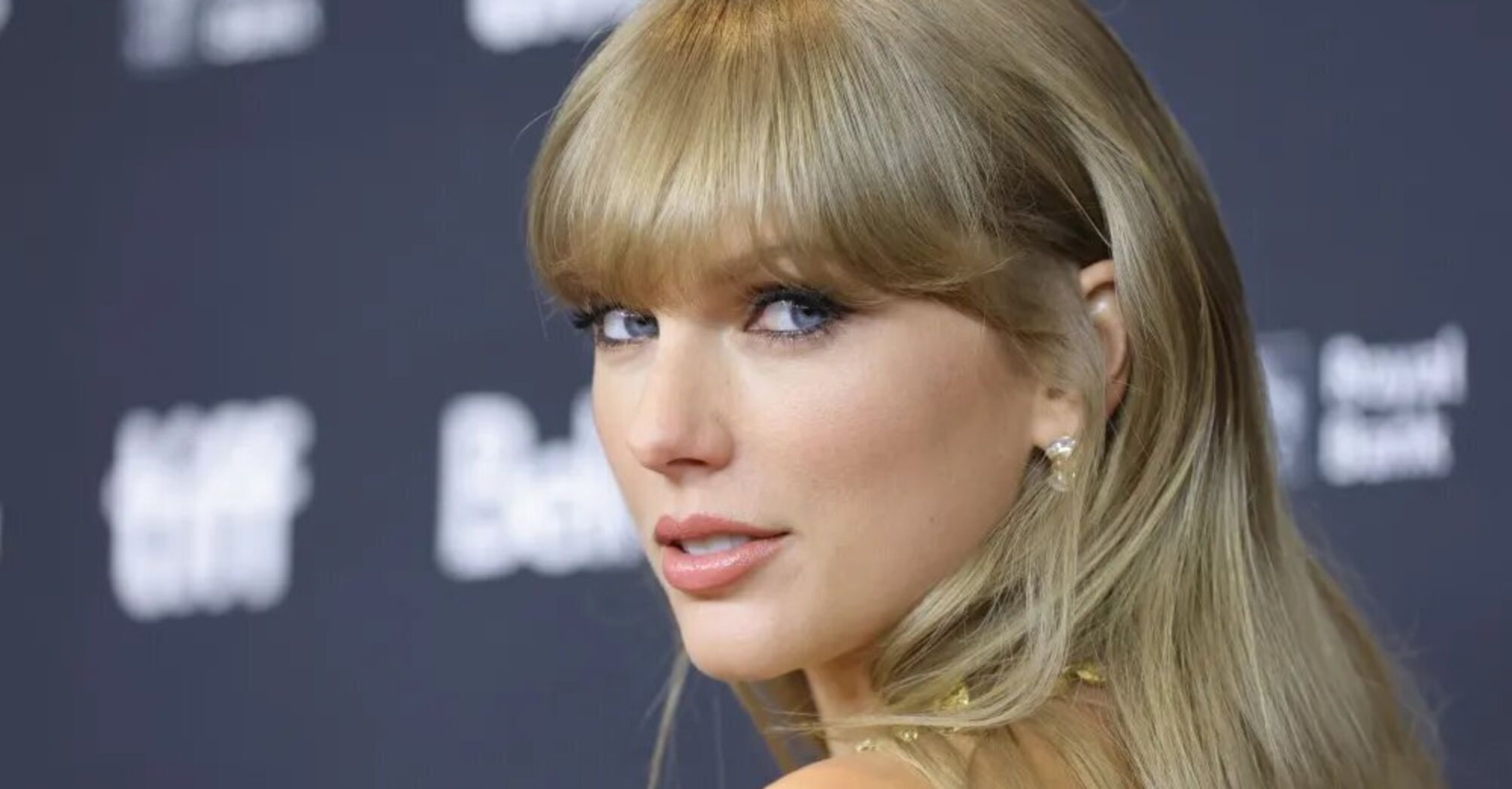 Taylor Swift Creates a Sentimental Gift for Patrick and Brittany Mahomes’ New Baby Girl, Golden