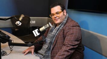 Josh Gad