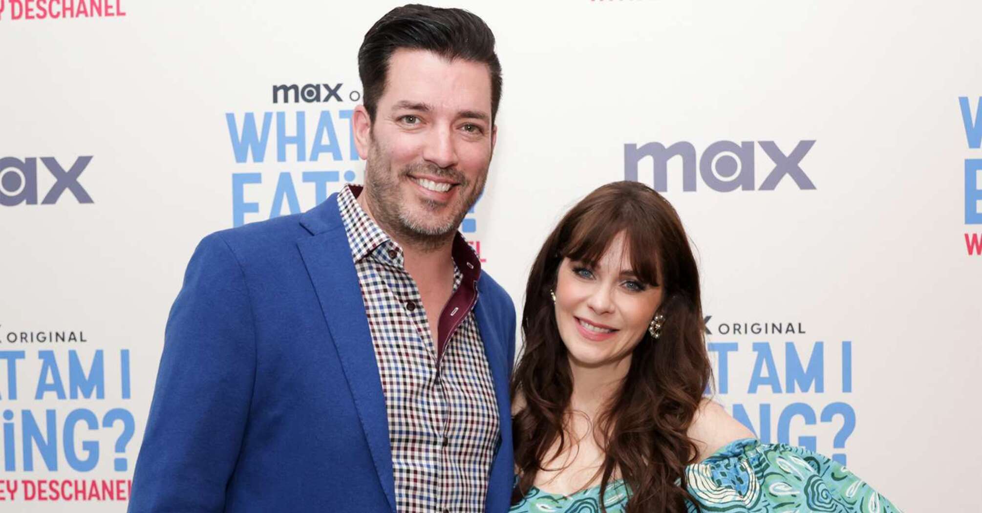 Jonathan Scott and Zooey Deschanel Share a Courtside Kiss During Date Night at the Lakers Game