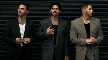 Jonas Brothers to Host JONASCON One-Day-Only Fan Event in N.J. Mall to Mark 20th Anniversary