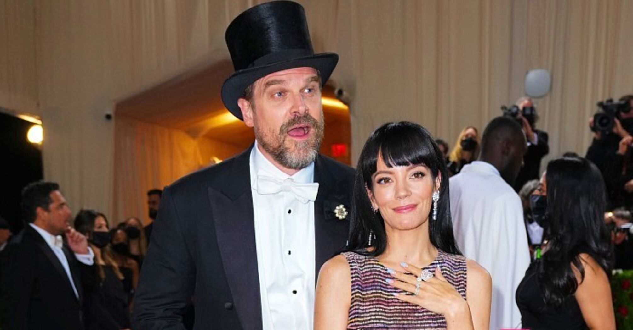 Lily Allen Admits Seeking Professional Help Amid David Harbour Split