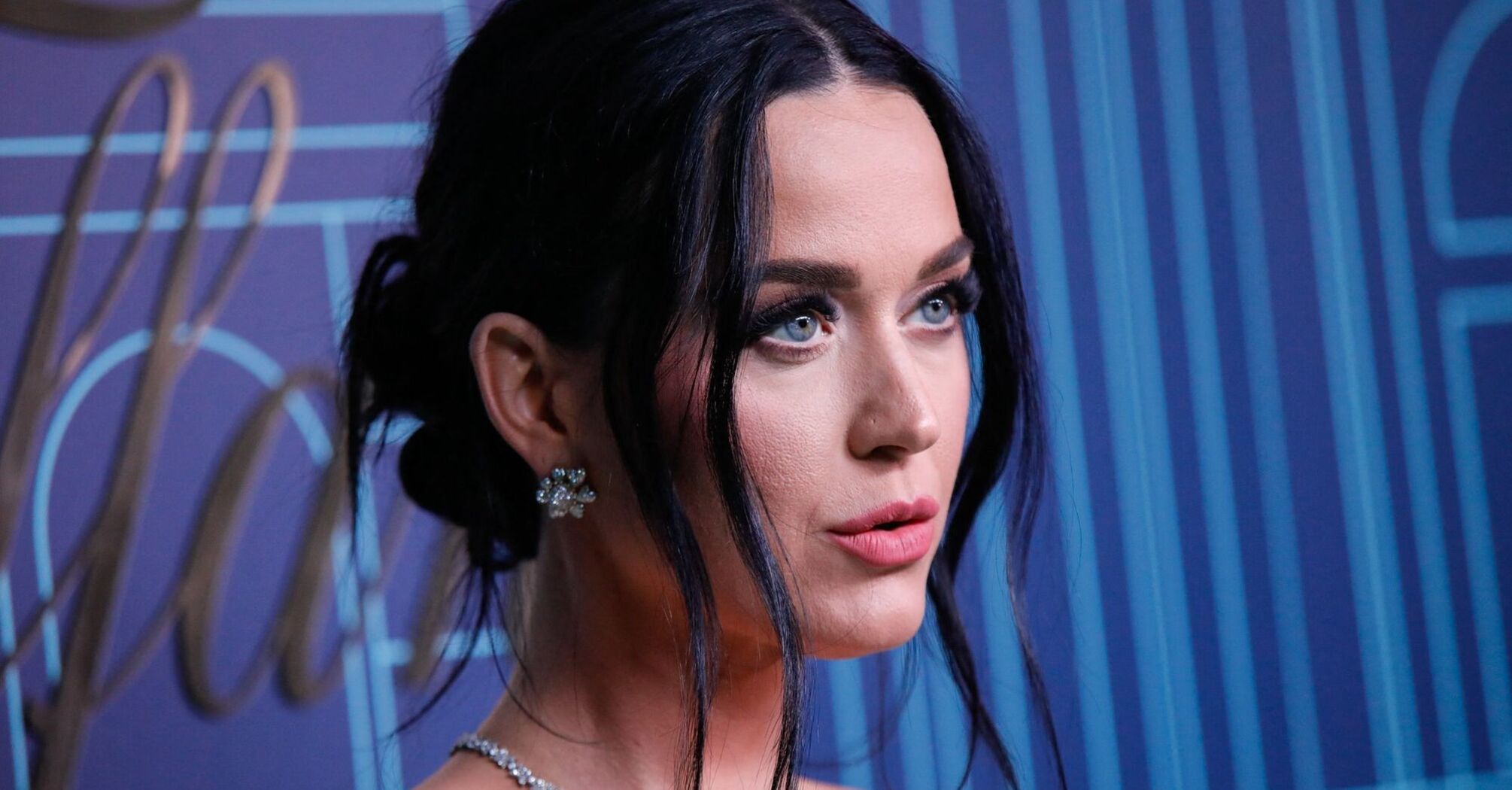 Why Katy Perry Does Not Read Reviews of Her Latest Album