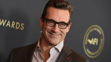 Jon Hamm Accepts Harvard's Hasty Pudding Man of the Year Award With Humor
