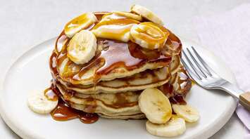 Pancakes in Dreams: Signs of Luck, Family, and Hidden Messages