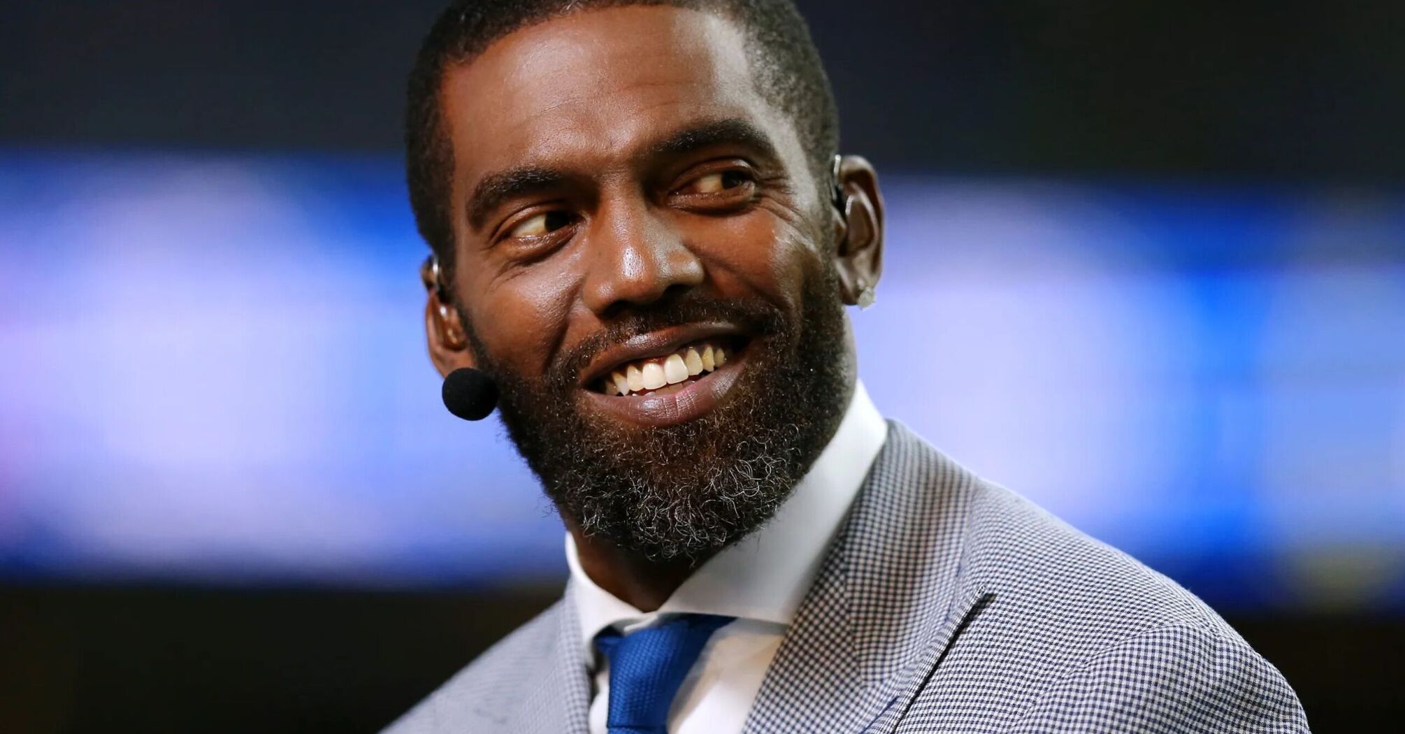 Randy Moss Discusses Cancer Battle During 2025 NFL Honors Video