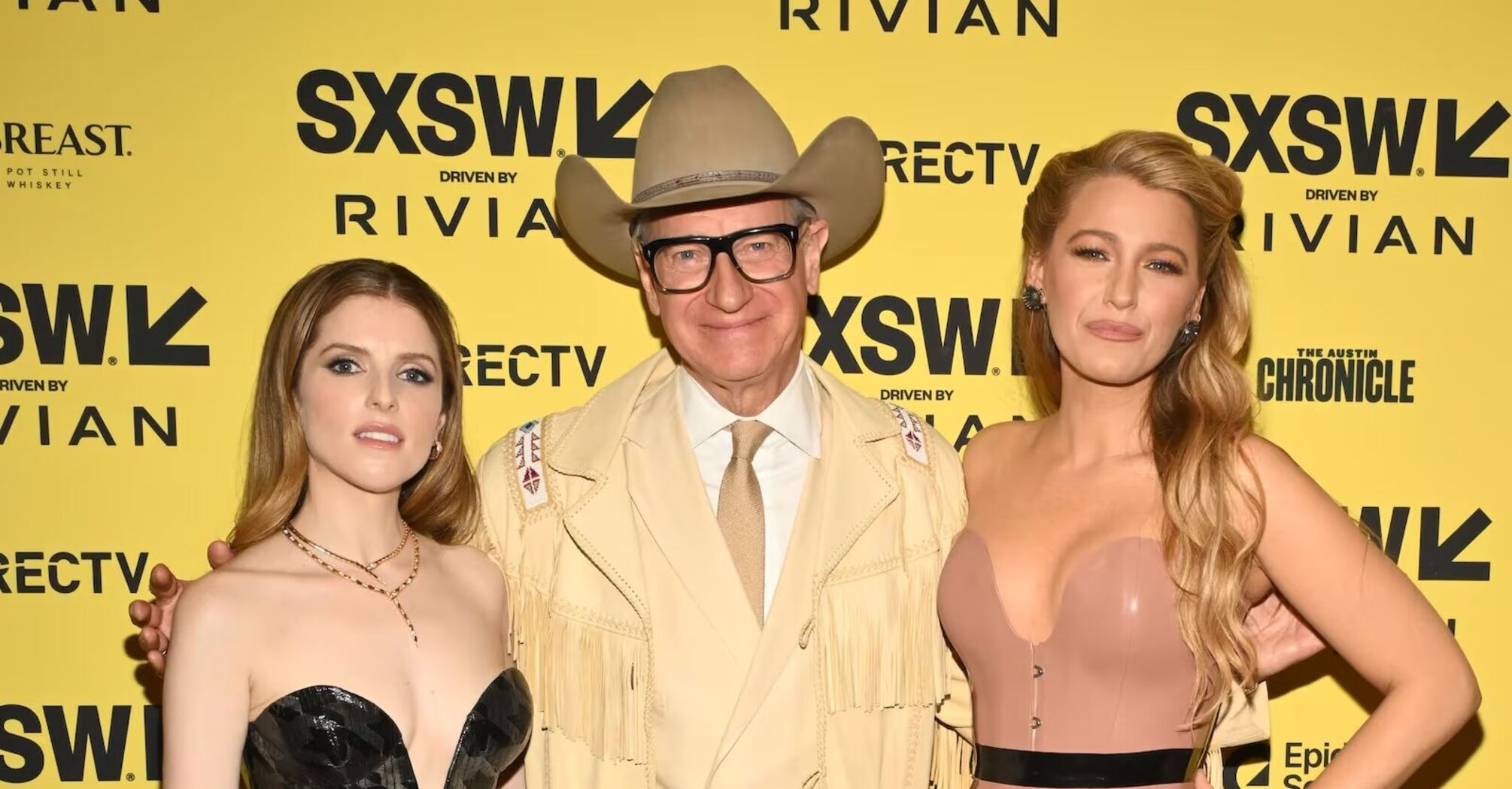 A Simple Favor Director Responds to Feud Rumors Between Blake Lively and Anna Kendrick