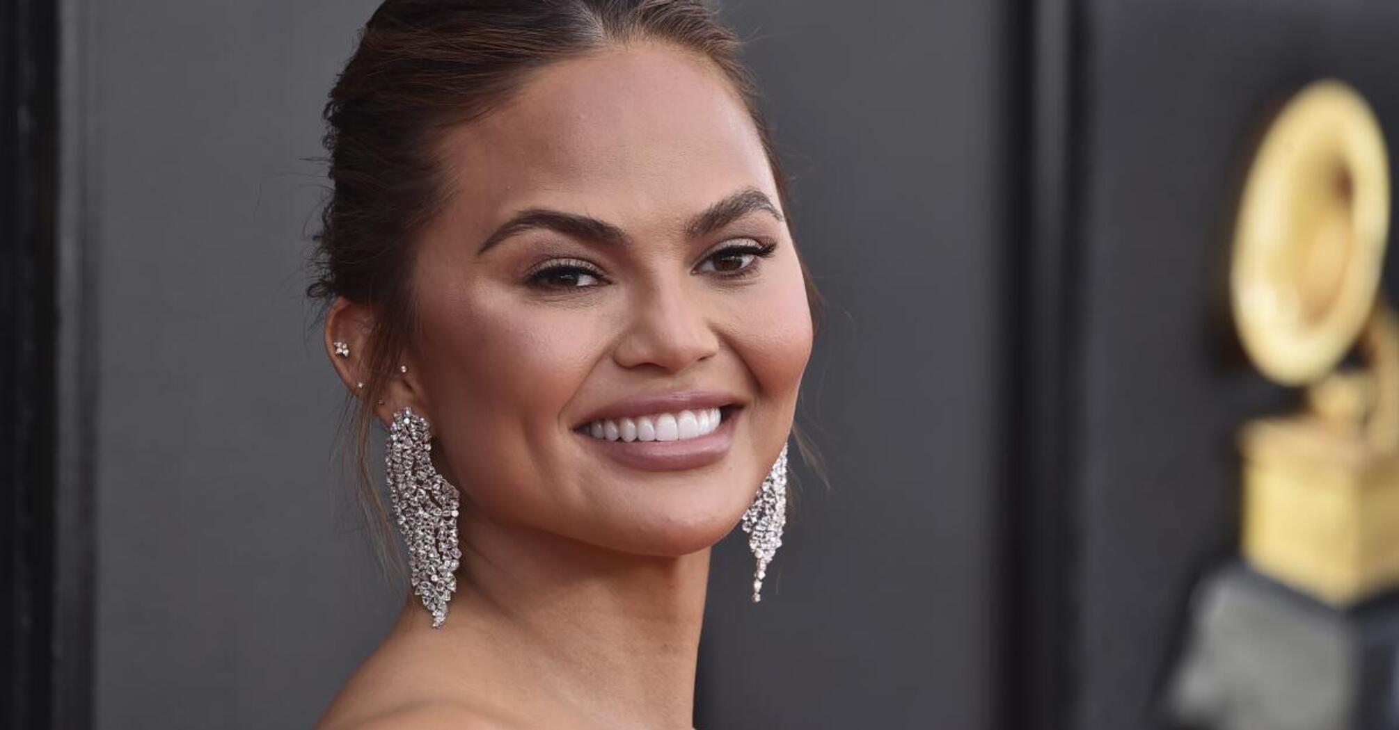 Chrissy Teigen Reveals Major Milestone—She's Been Vape-Free for 14 Days 