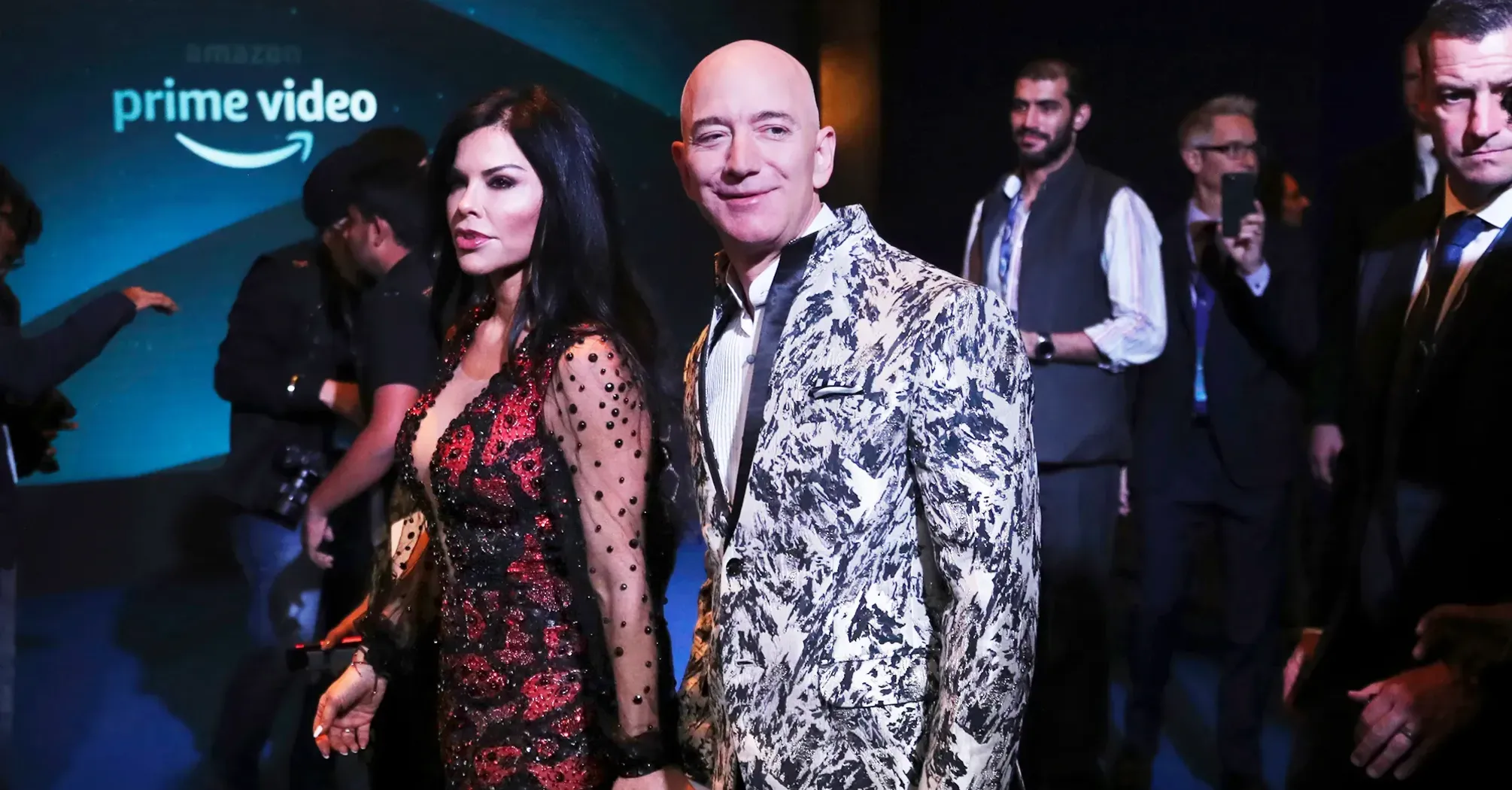 Jeff Bezos and Lauren Sánchez Have Already Sent Out Wedding Invitations—Check Out Date and Place