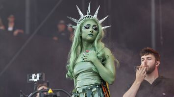 Chappell Roan's Hilarious Struggles with Body Paint After Iconic Statue of Liberty Costume
