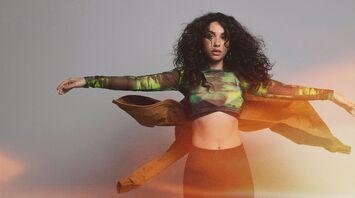 Alessia Cara Apologizes to Fans as She Postpones Tour Stops in US: "The Decision Is Breaking My Heart"