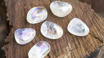 Aura Quartz: Meaning, Healing Properties, and Use